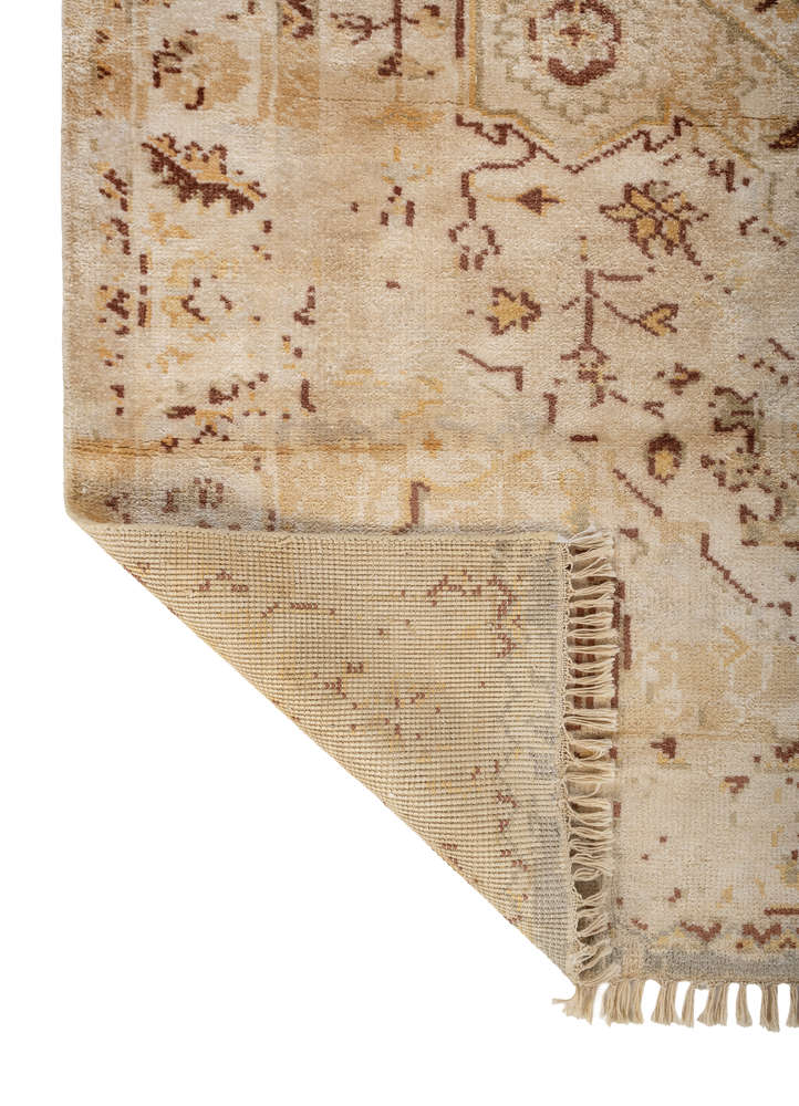 aprezo grey and black viscose hand knotted Rug - Perspective
