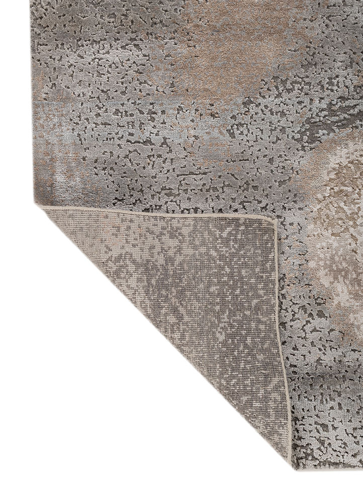entropy ivory wool and bamboo silk hand knotted Rug - Perspective