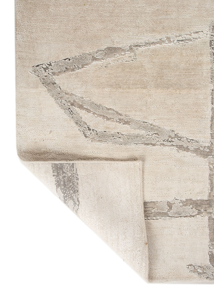 azalea ivory wool and silk hand knotted Rug - Perspective
