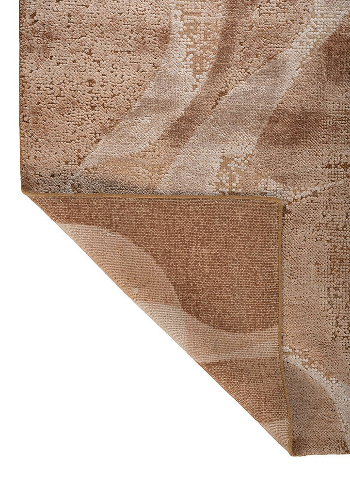 entropy red and orange wool and bamboo silk hand knotted Rug - Perspective