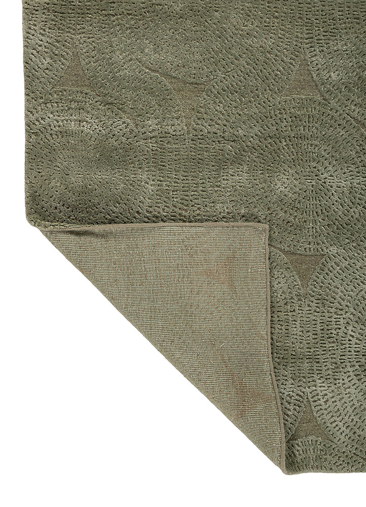 azalea green wool and bamboo silk hand knotted Rug - Perspective