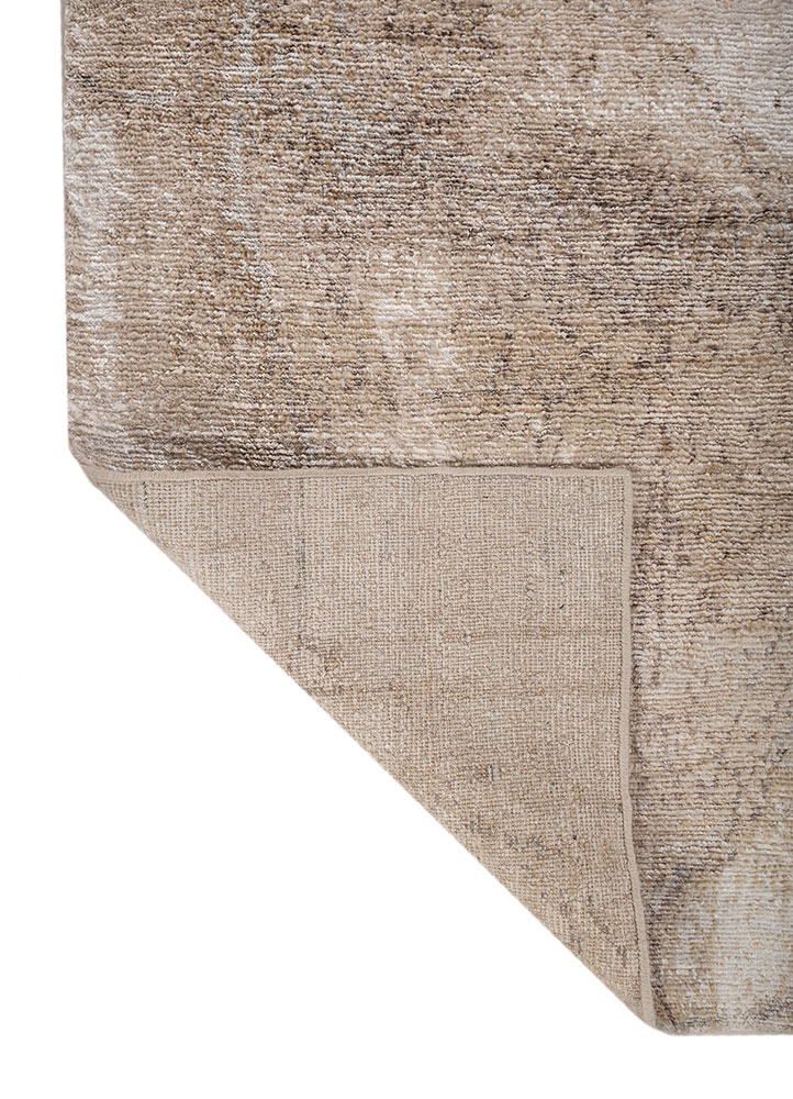 aprezo ivory wool and bamboo silk hand knotted Rug - Perspective