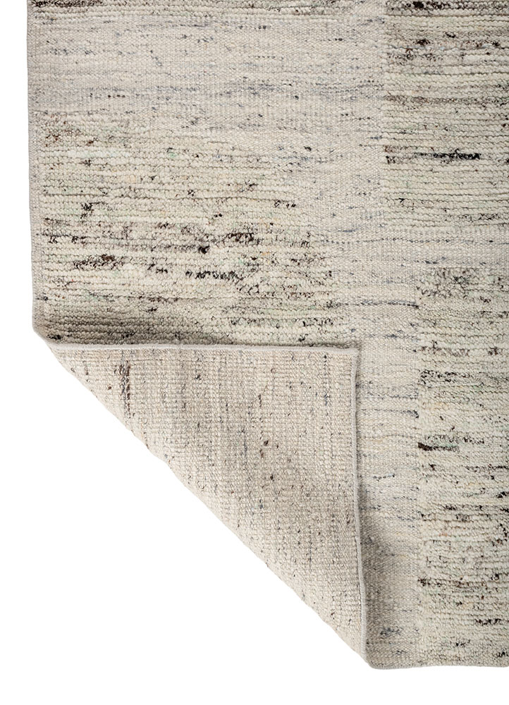 aprezo green wool hand knotted Rug - Perspective
