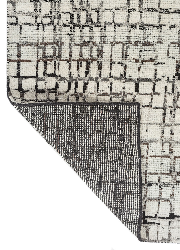 aprezo ivory wool hand knotted Rug - Perspective