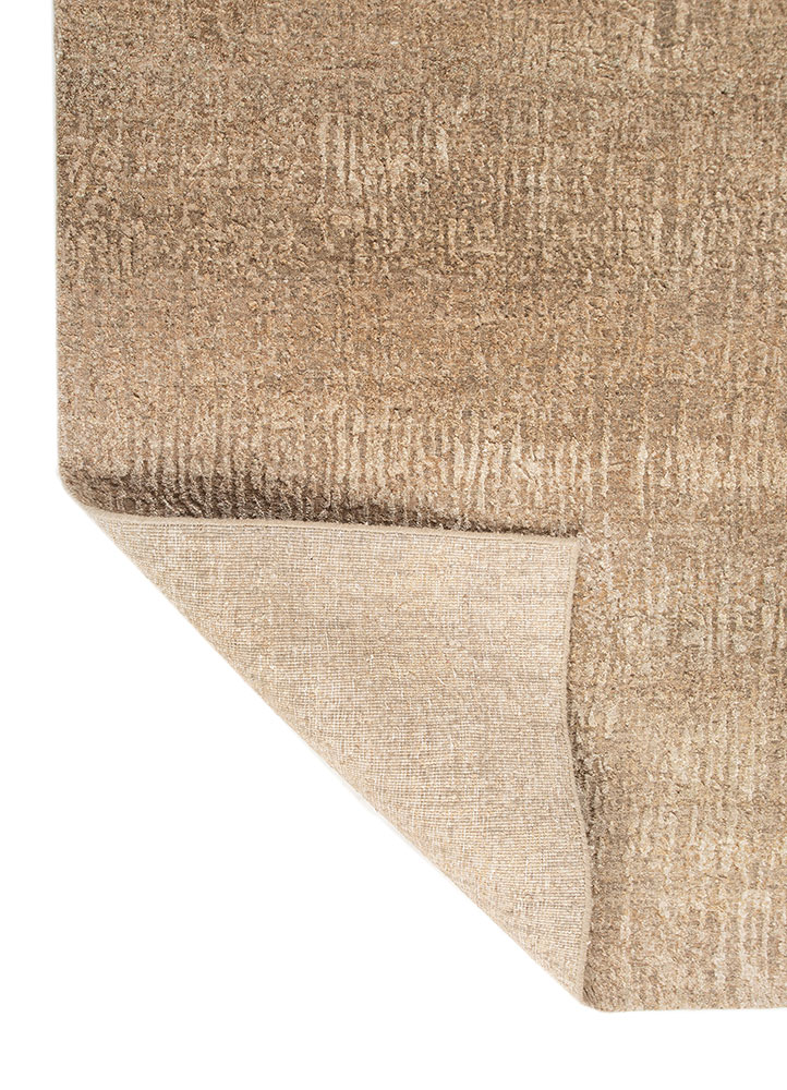 entropy gold wool and silk hand knotted Rug - Perspective