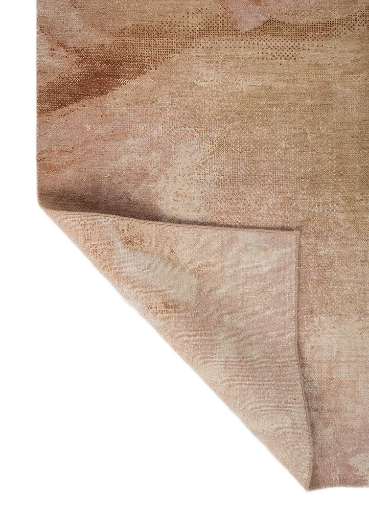 entropy ivory wool and silk hand knotted Rug - Perspective