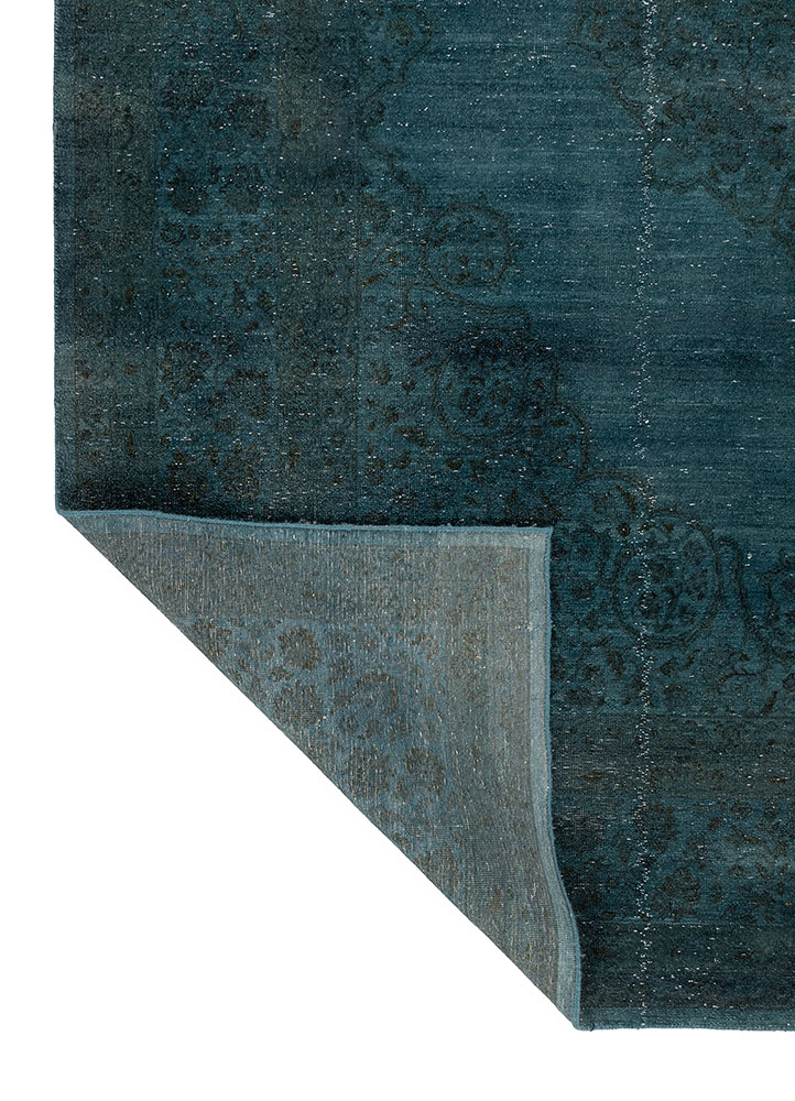 lacuna blue wool hand knotted Rug - Perspective