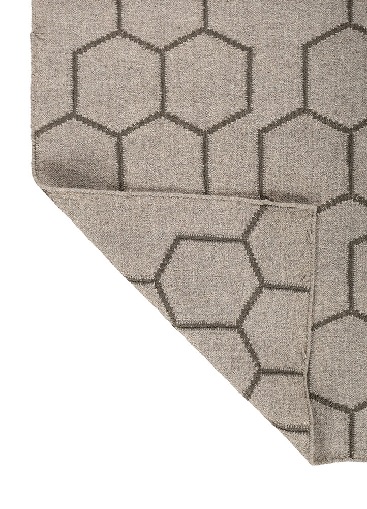 indusbar grey and black wool flat weaves Rug - Perspective
