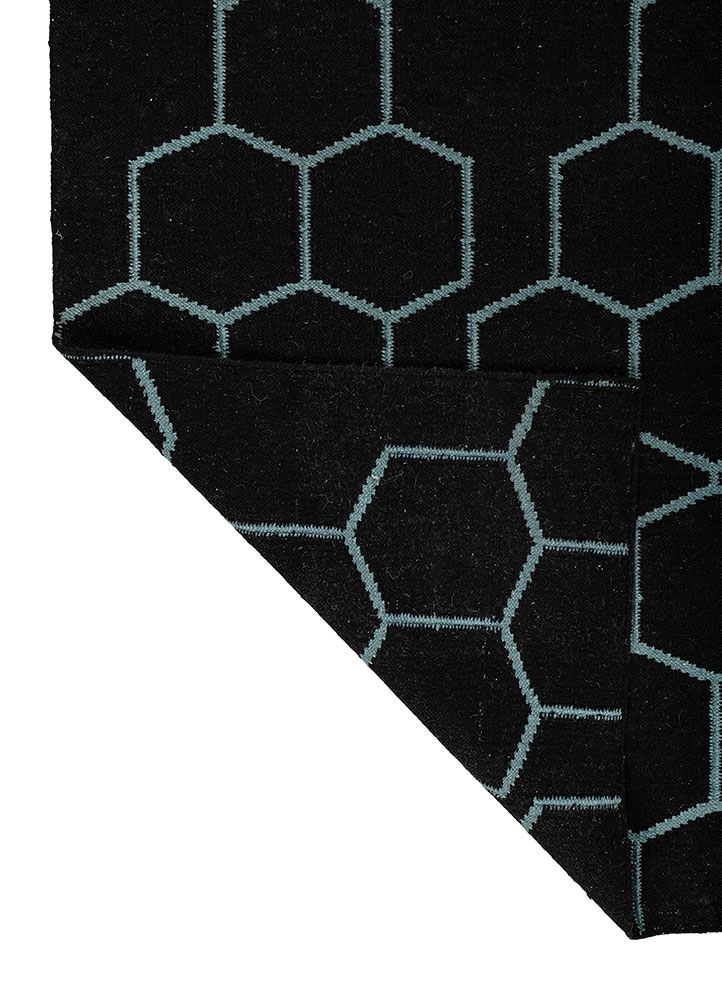 indusbar grey and black wool flat weaves Rug - Perspective