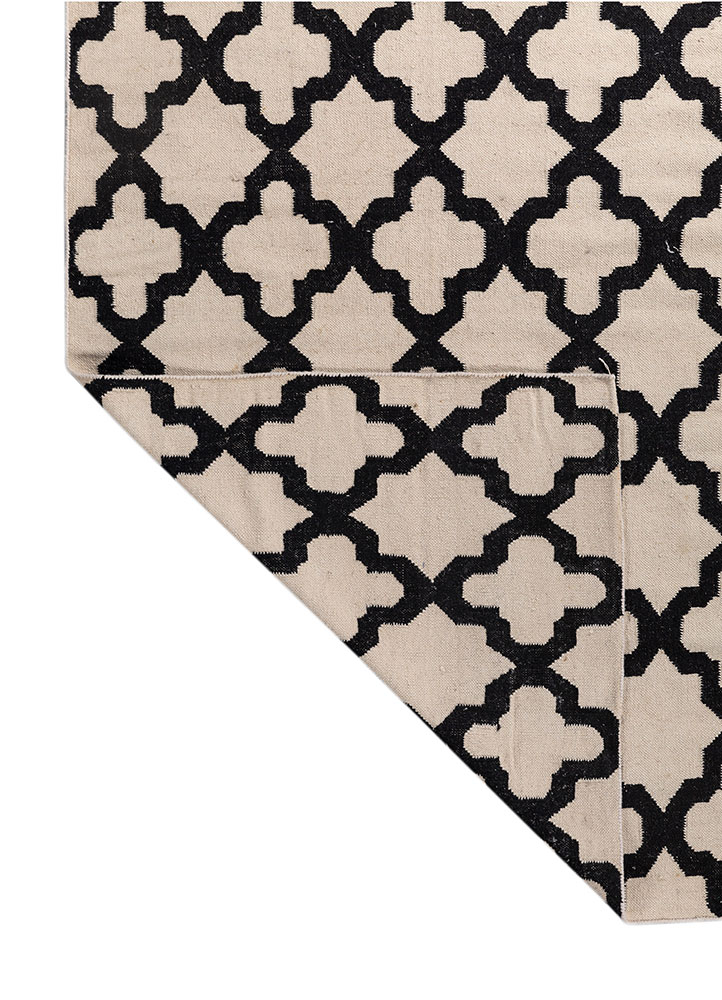 indusbar ivory wool flat weaves Rug - Perspective
