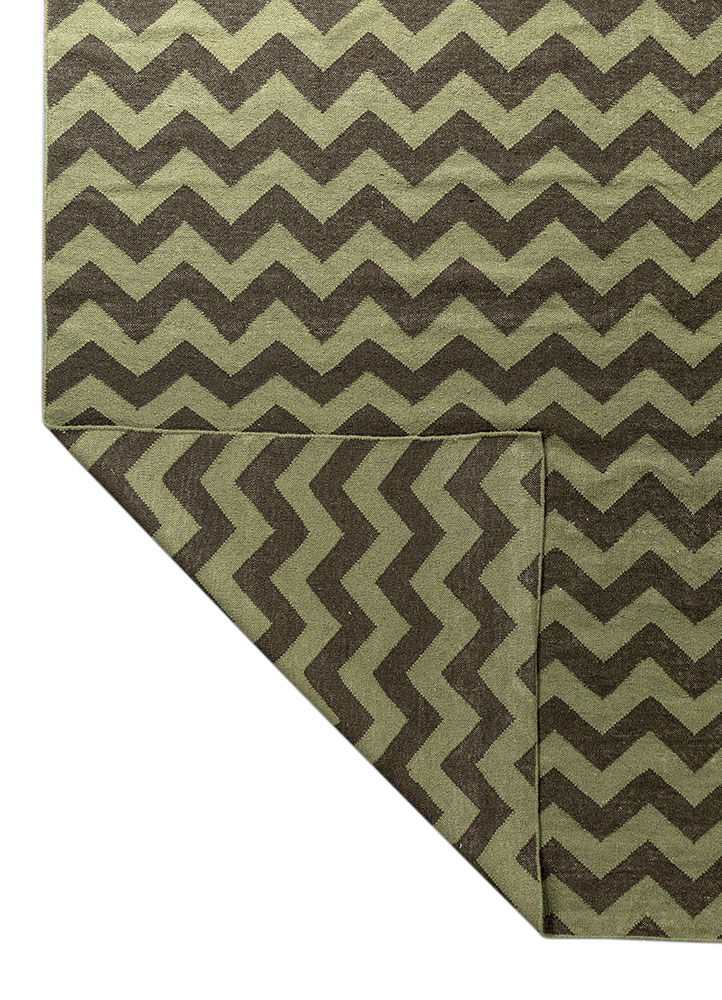 indusbar green wool flat weaves Rug - Perspective