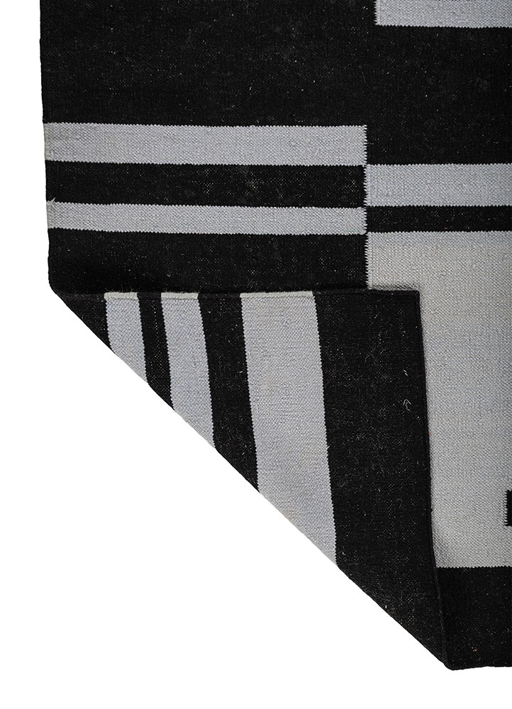 indusbar grey and black wool flat weaves Rug - Perspective