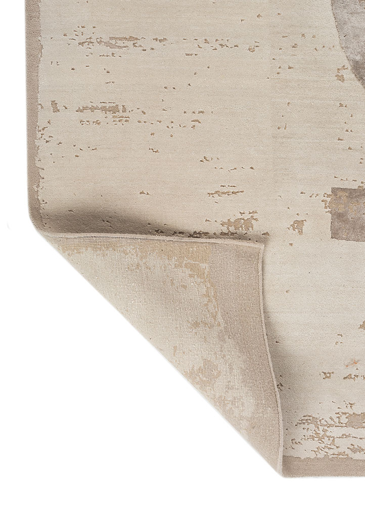 unfold by kavi ivory wool and bamboo silk hand knotted Rug - Perspective