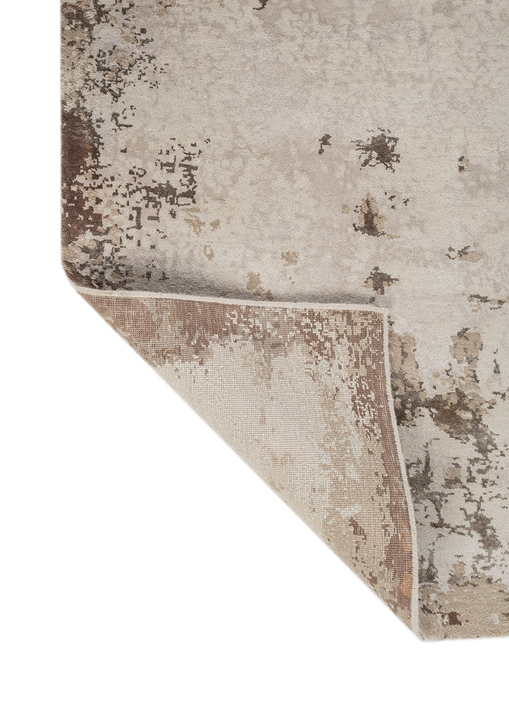 chaos theory by kavi ivory wool and bamboo silk hand knotted Rug - Perspective