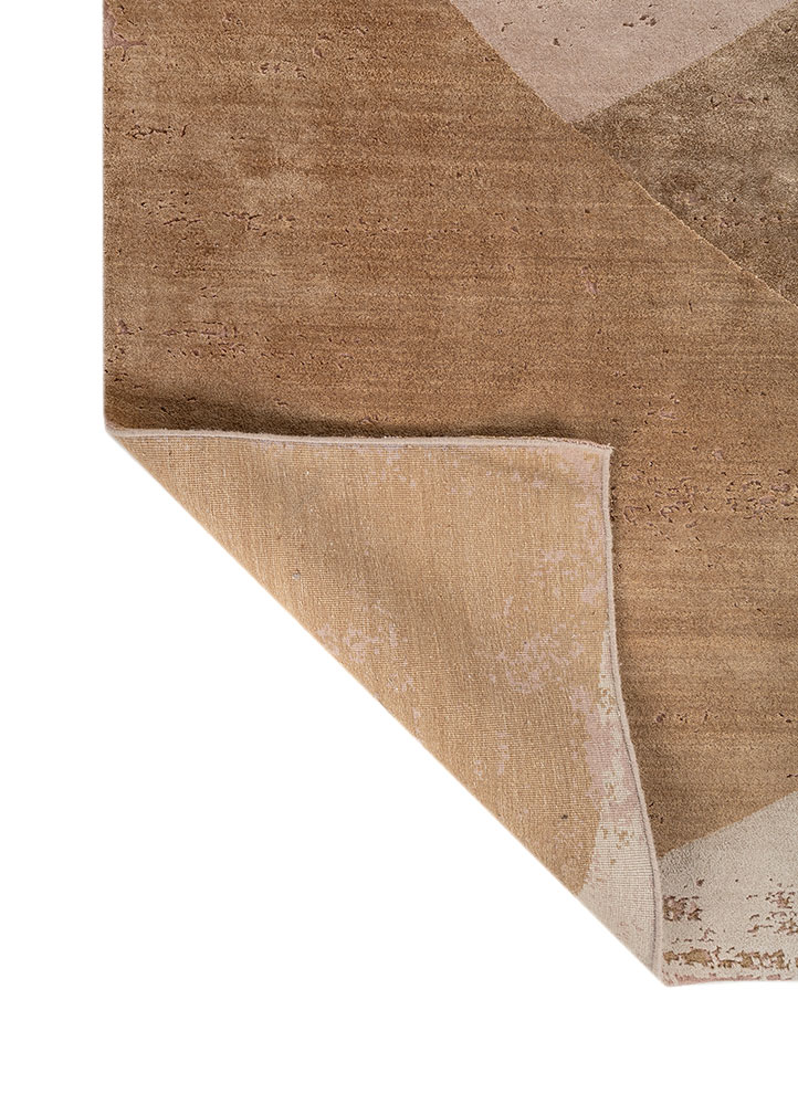 unfold by kavi gold wool and bamboo silk hand knotted Rug - Perspective