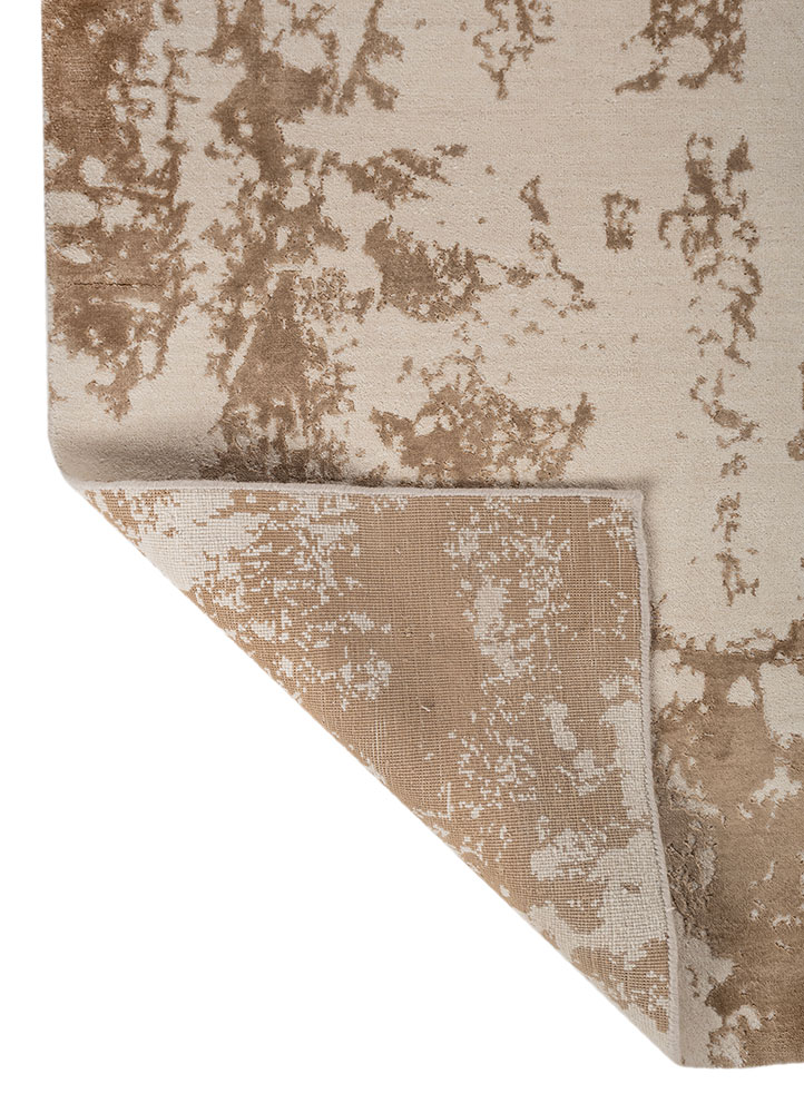 project error by kavi ivory wool and bamboo silk hand knotted Rug - Perspective