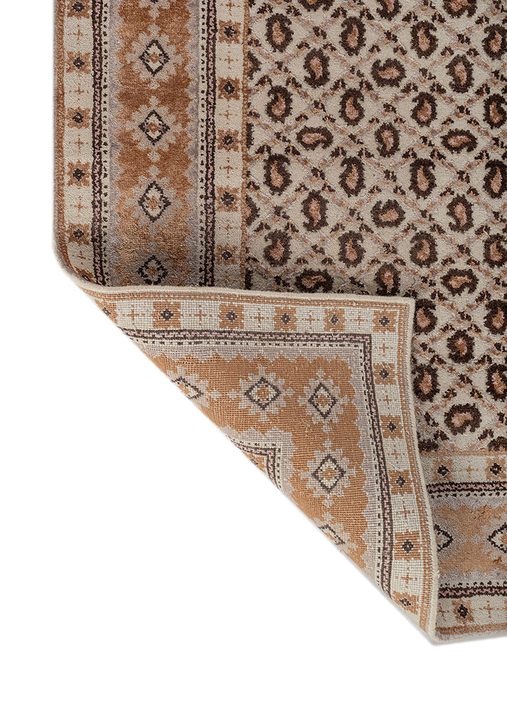 gilded age ivory wool and bamboo silk hand knotted Rug - Perspective