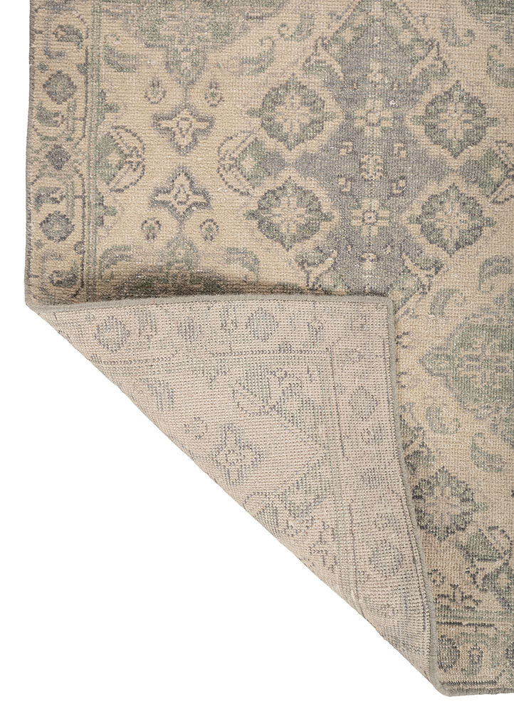 erbe grey and black wool hand knotted Rug - Perspective