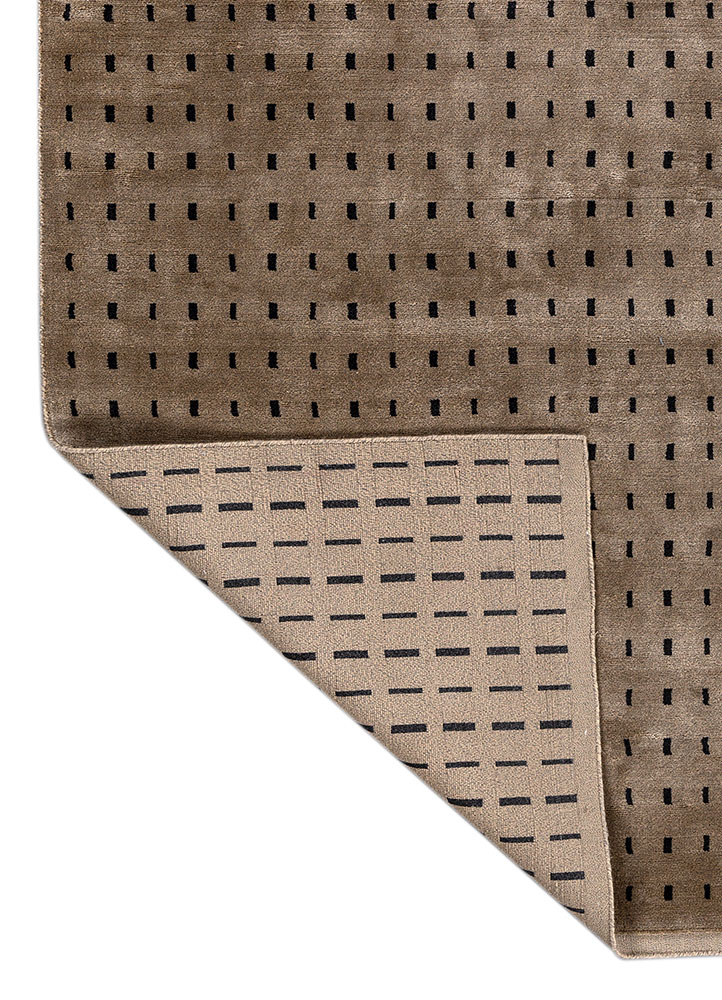 saga beige and brown acrylic hand loom Rug - Perspective