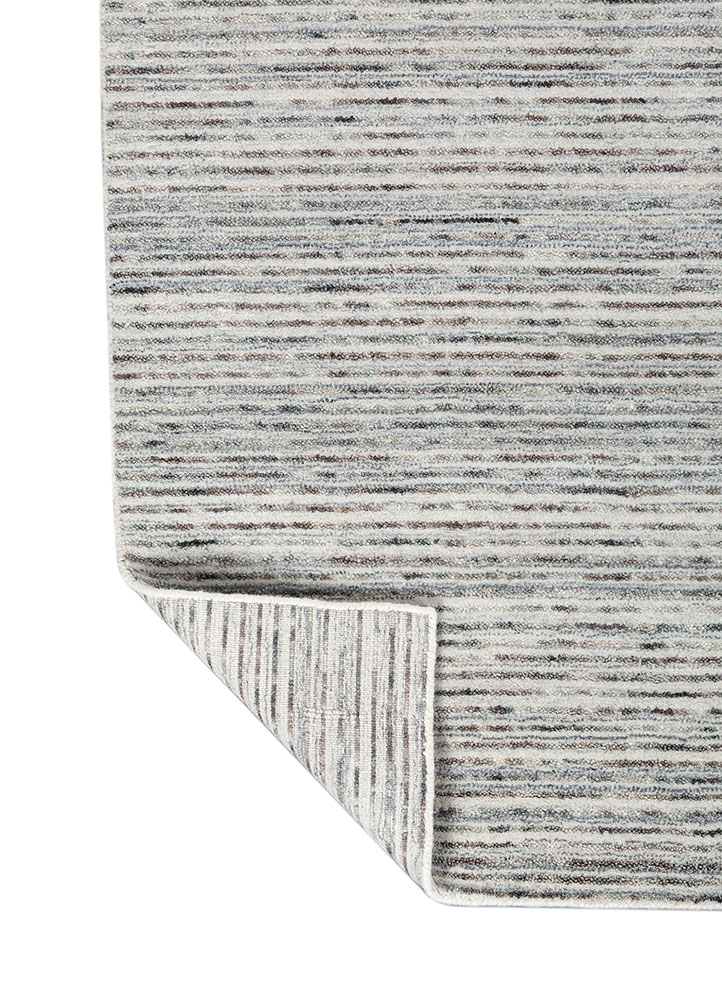 saga blue wool hand loom Rug - Perspective