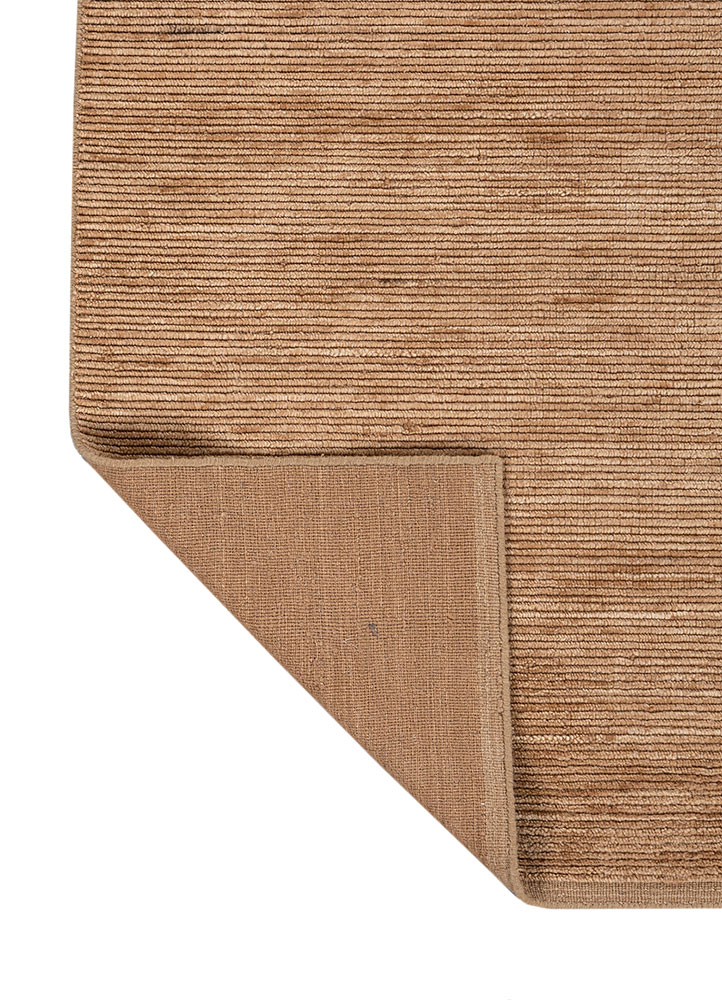 saga red and orange wool hand loom Rug - Perspective