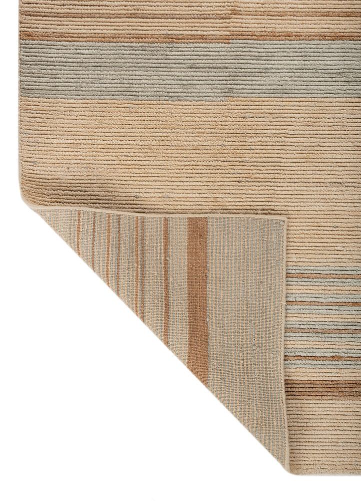 tesoro gold wool hand loom Rug - Perspective