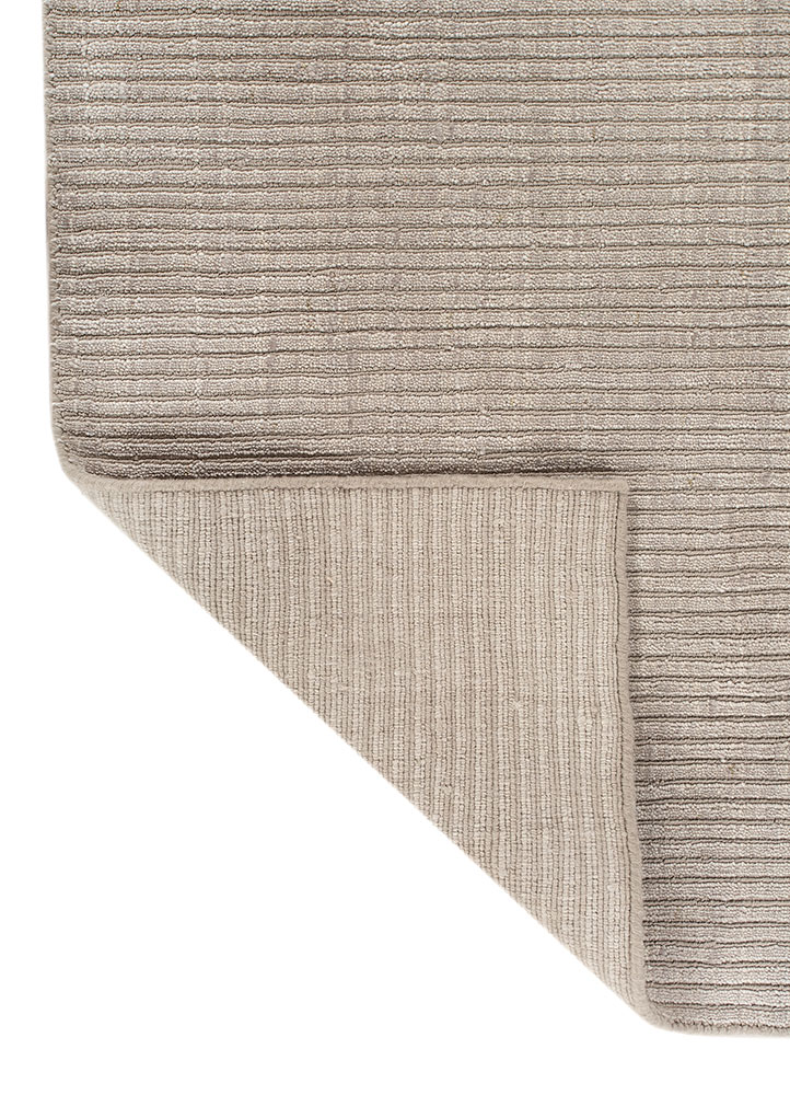 saga grey and black wool and silk hand loom Rug - Perspective