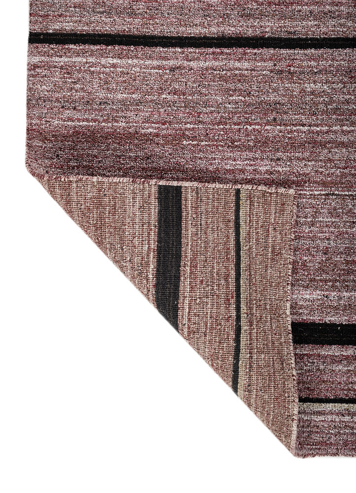 saga red and orange wool and viscose hand loom Rug - Perspective