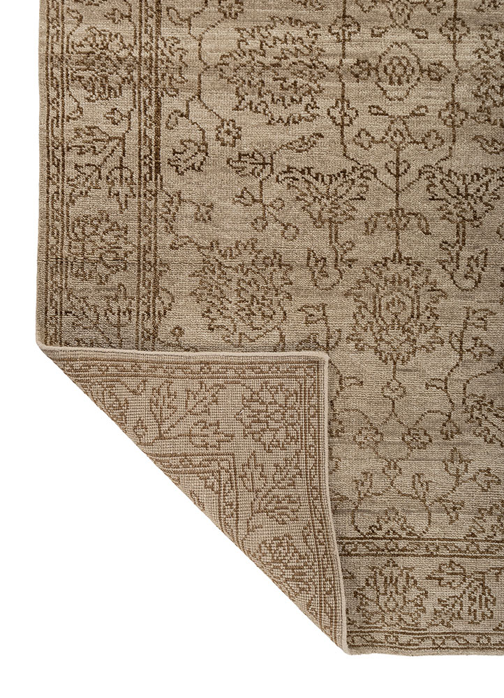 savana beige and brown wool hand knotted Rug - Perspective