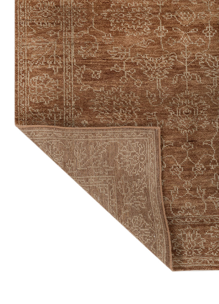 aprezo red and orange wool hand knotted Rug - Perspective