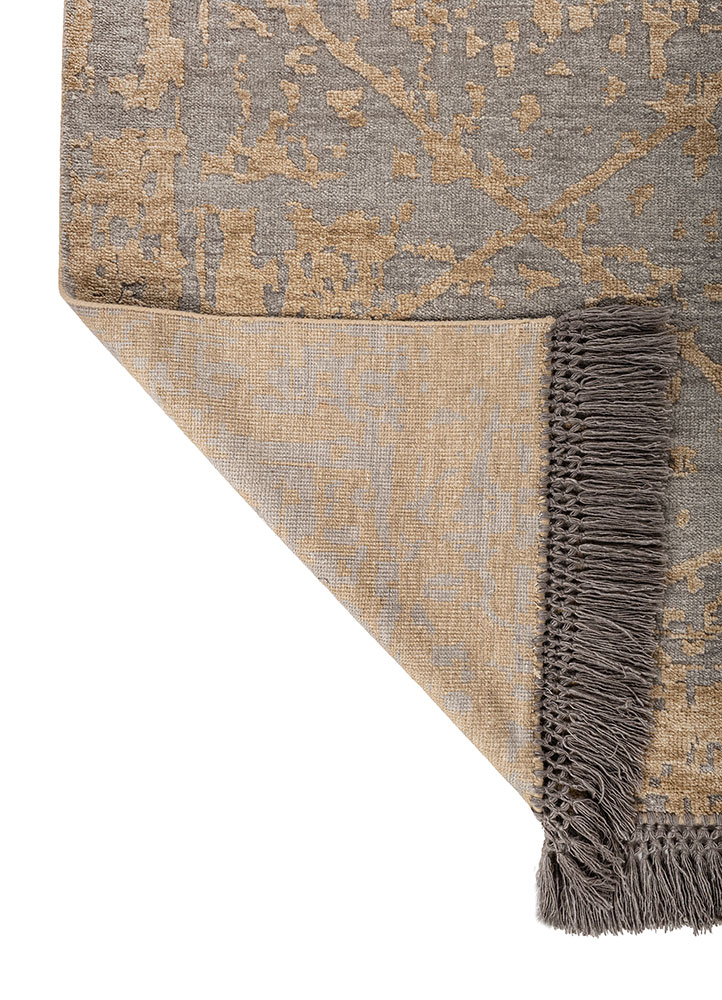 savana grey and black wool hand knotted Rug - Perspective