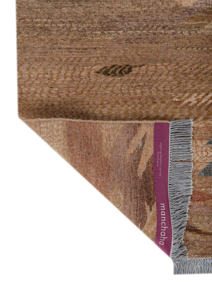 manchaha red and orange wool hand knotted Rug - Perspective