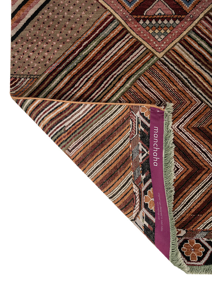manchaha red and orange wool hand knotted Rug - Perspective
