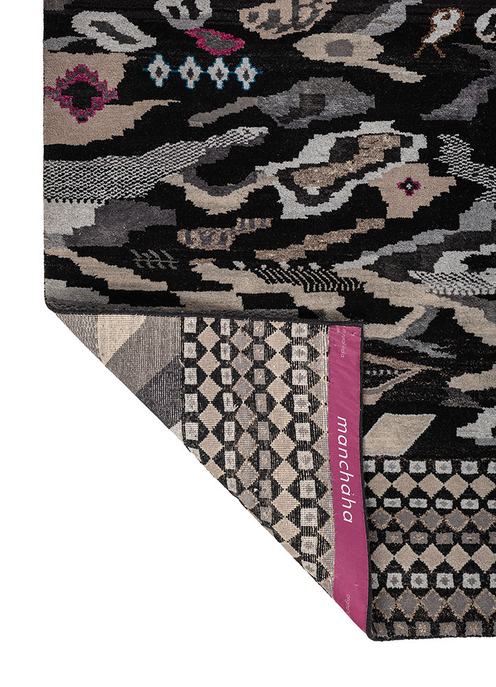 manchaha grey and black wool and bamboo silk hand knotted Rug - Perspective