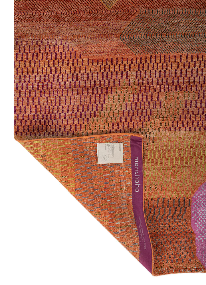 manchaha red and orange wool and bamboo silk hand knotted Rug - Perspective