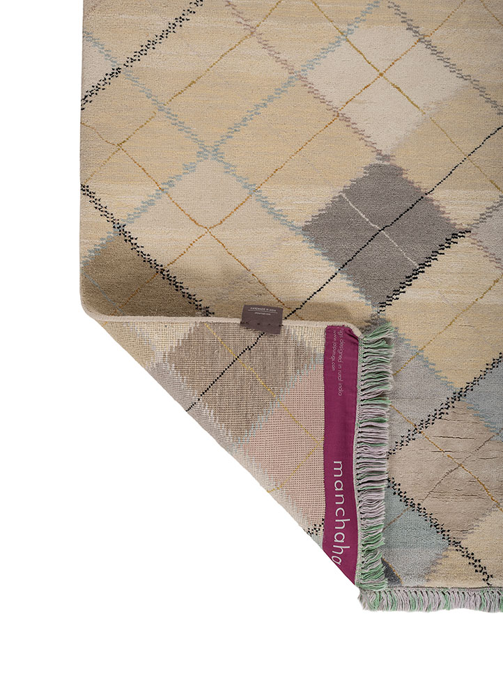 manchaha pink and purple wool and bamboo silk hand knotted Rug - Perspective