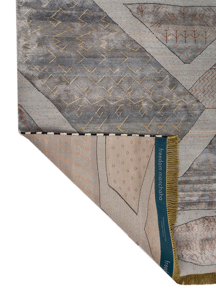 freedom manchaha blue wool and bamboo silk hand knotted Rug - Perspective