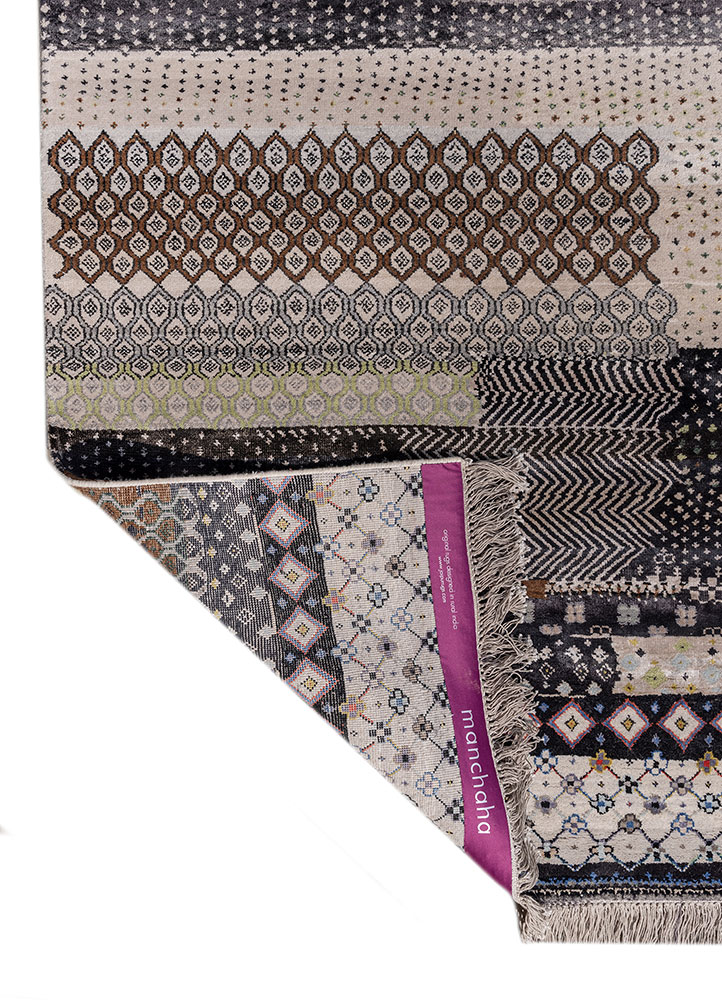 manchaha grey and black wool and bamboo silk hand knotted Rug - Perspective