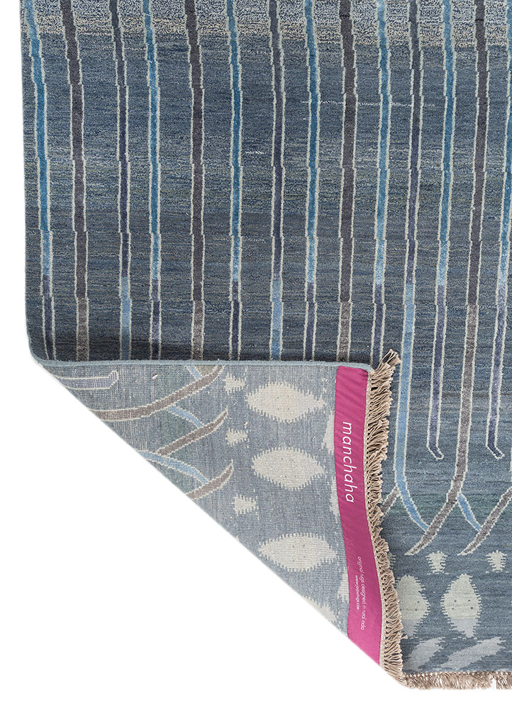 manchaha blue wool and bamboo silk hand knotted Rug - Perspective