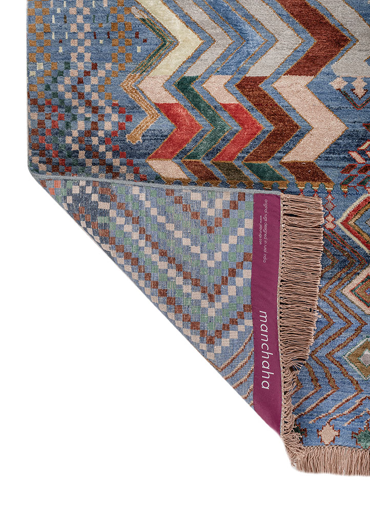 manchaha blue wool and bamboo silk hand knotted Rug - Perspective