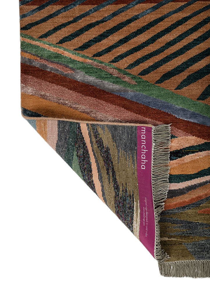 manchaha red and orange wool and bamboo silk hand knotted Rug - Perspective