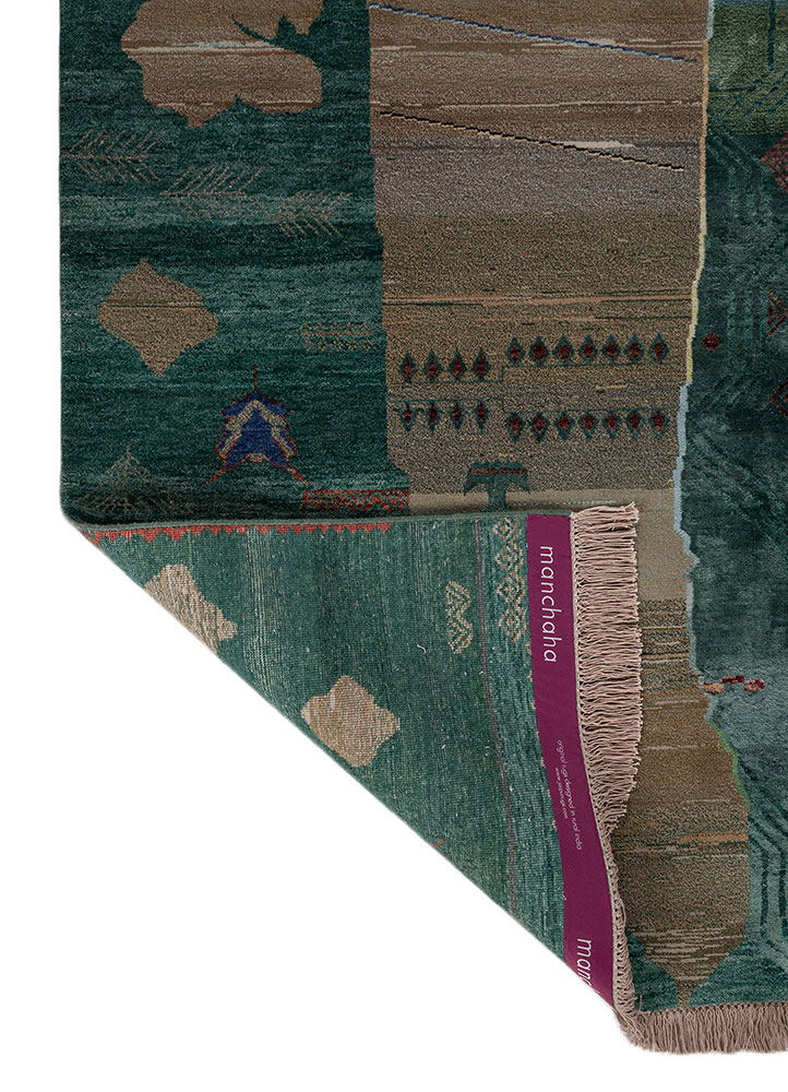 manchaha green wool and bamboo silk hand knotted Rug - Perspective