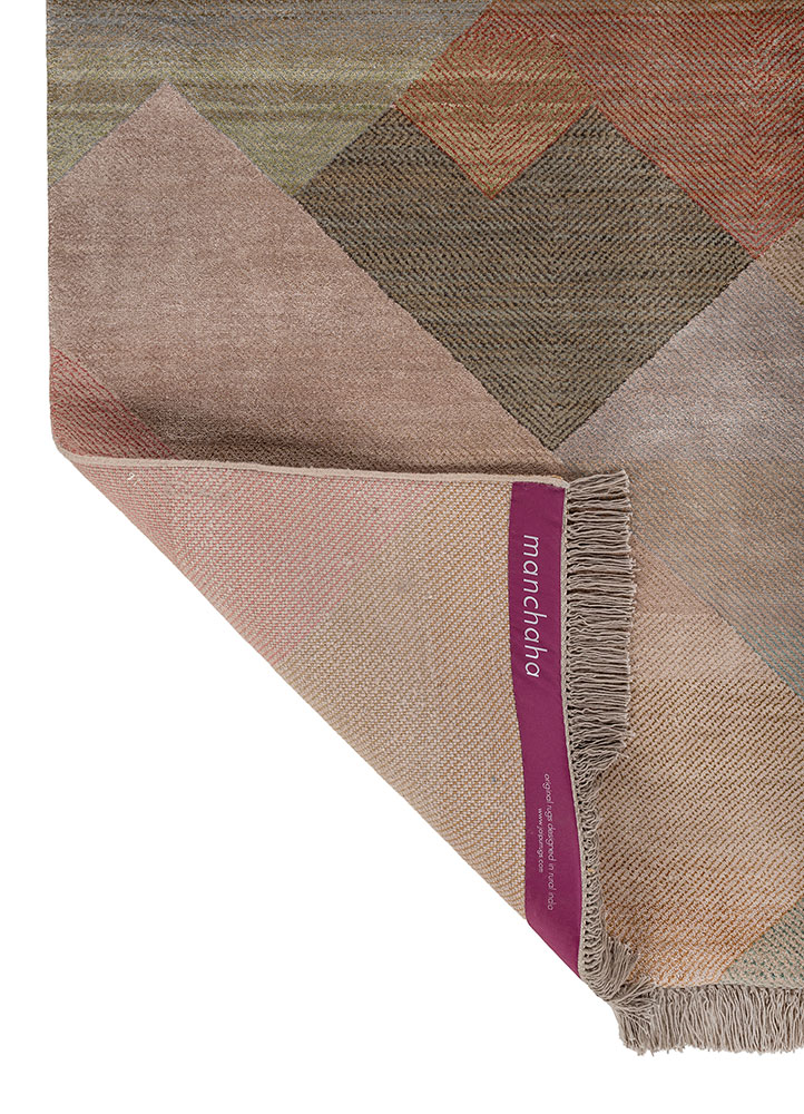 manchaha pink and purple wool and bamboo silk hand knotted Rug - Perspective