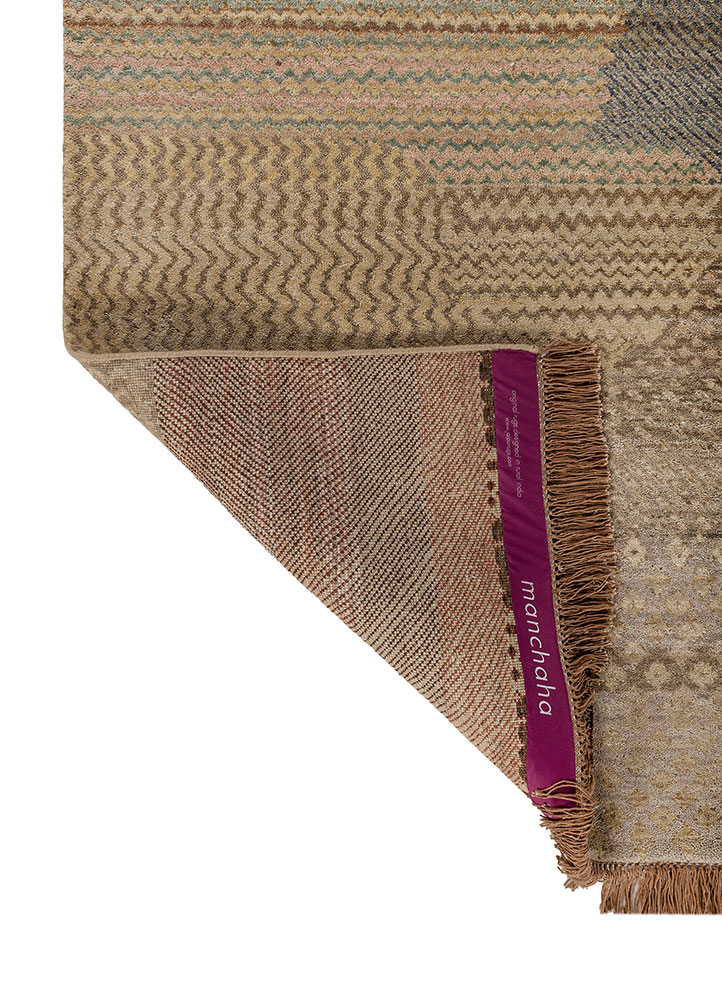 manchaha gold wool and bamboo silk hand knotted Rug - Perspective