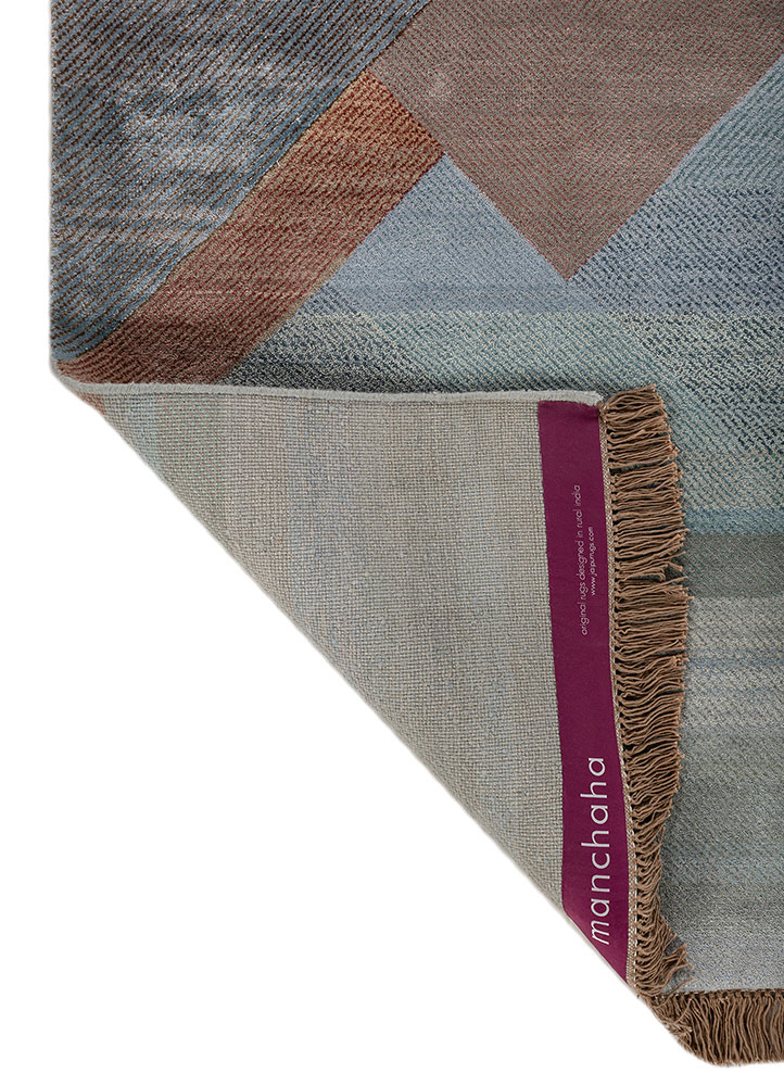 manchaha blue wool and bamboo silk hand knotted Rug - Perspective