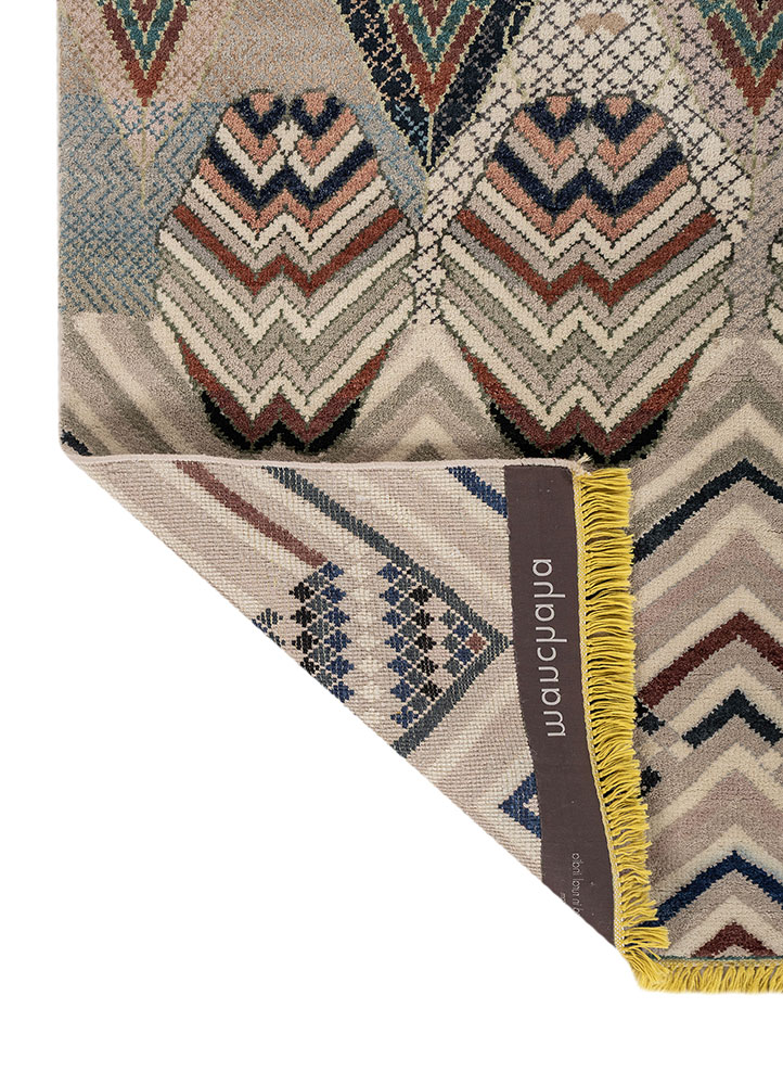 manchaha grey and black wool and bamboo silk hand knotted Rug - Perspective