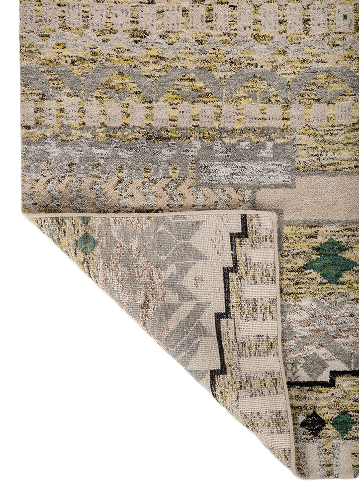 manchaha ivory wool hand knotted Rug - Perspective