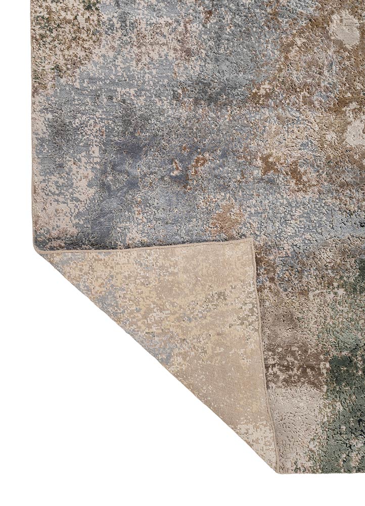 uvenuti ivory wool and bamboo silk hand knotted Rug - Perspective