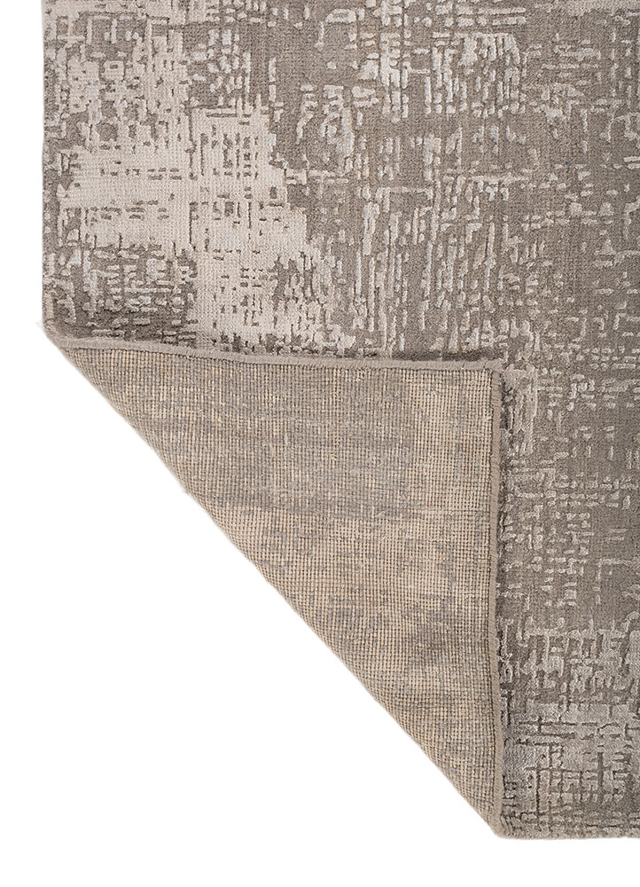 entropy ivory wool and bamboo silk hand knotted Rug - Perspective