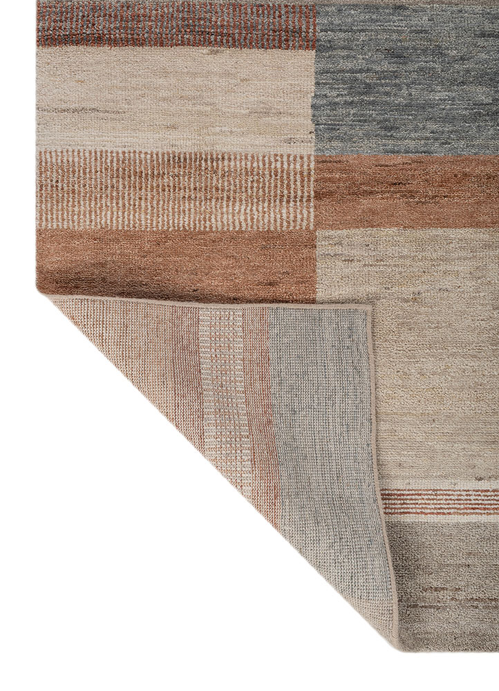 blythe ivory wool hand knotted Rug - Perspective